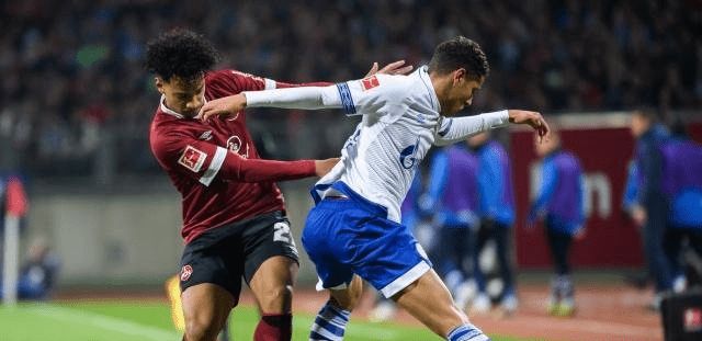 国选手在本 国选手在本