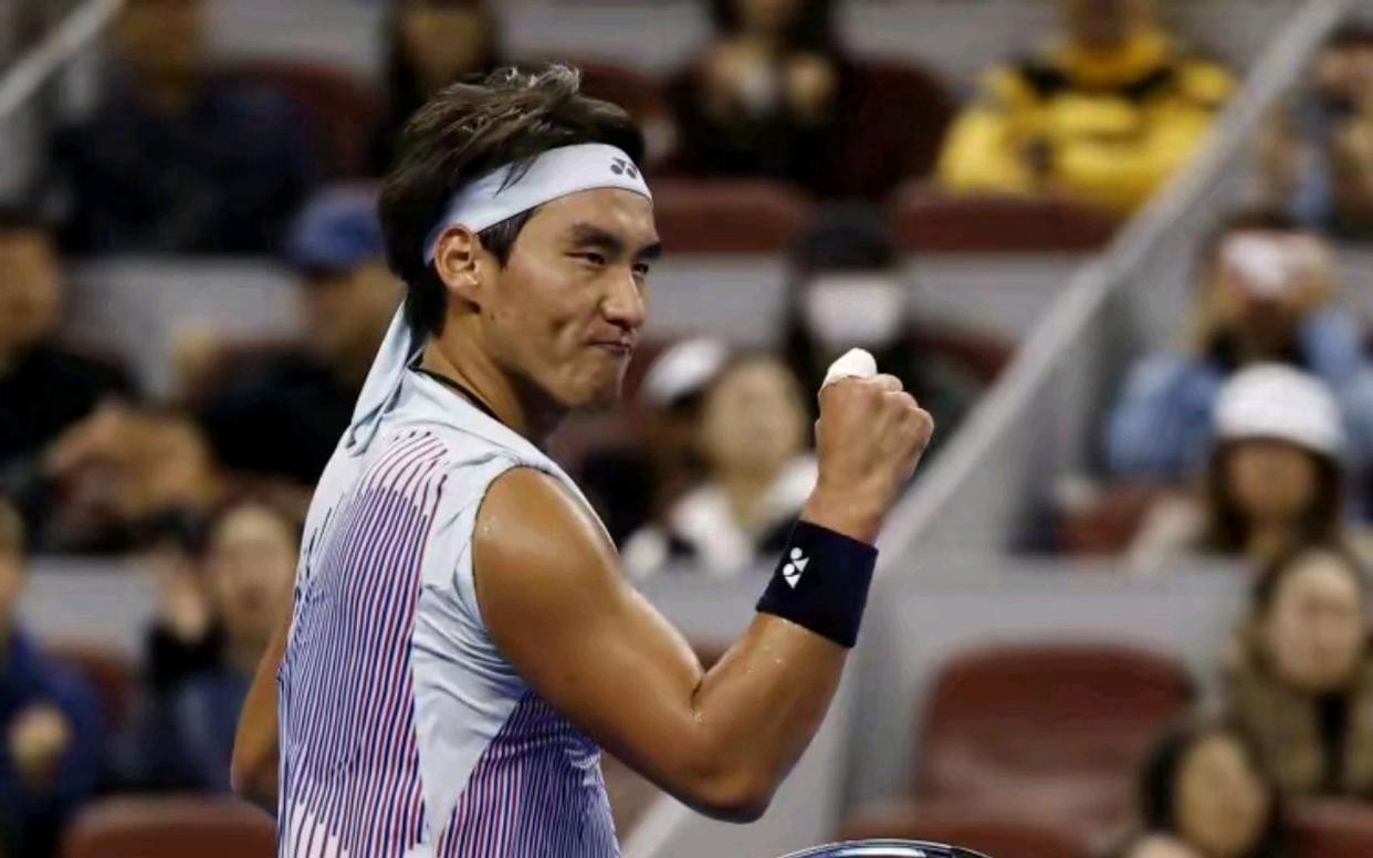 持高强度的 持高强度的