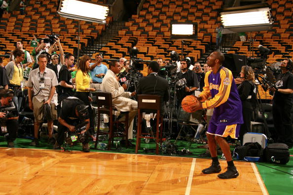 经重新杀回 经重新杀回