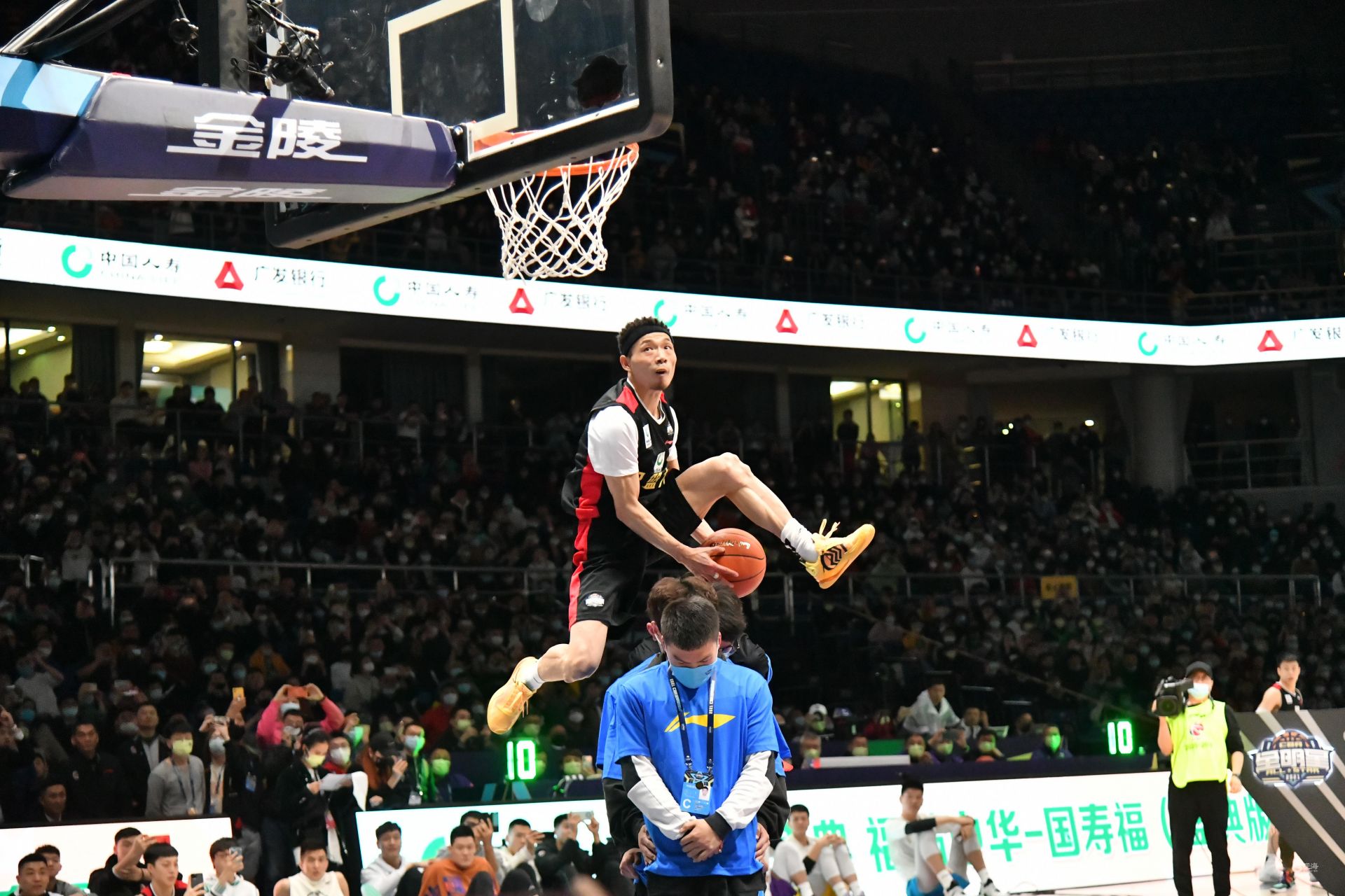 的广泛关注 的广泛关注